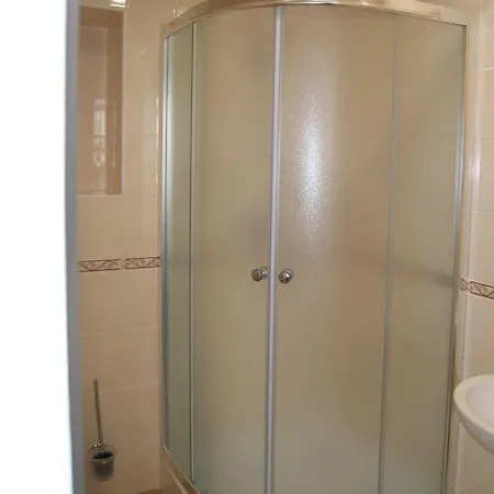 U Zlate Koruny Apartment *