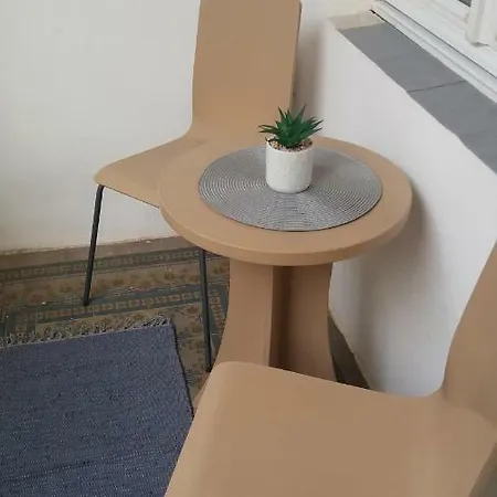 U Zlate Koruny Apartment *